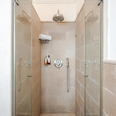 Dalessandro Apartment